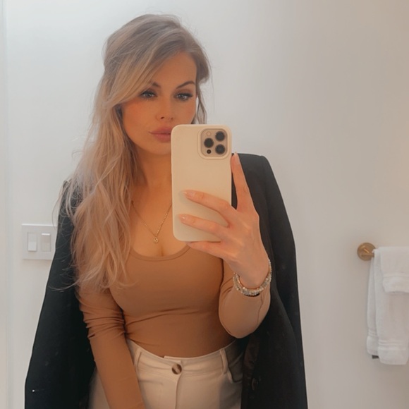 Meet your Posher, Danielle - Picture 12 of 13